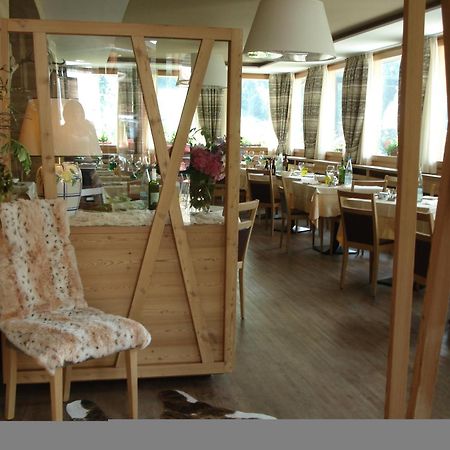 Hotel Pedretti Branzi Exteriör bild